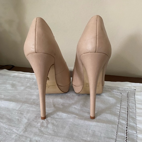 Peep Toe Platform Pump - Picture 4 of 6